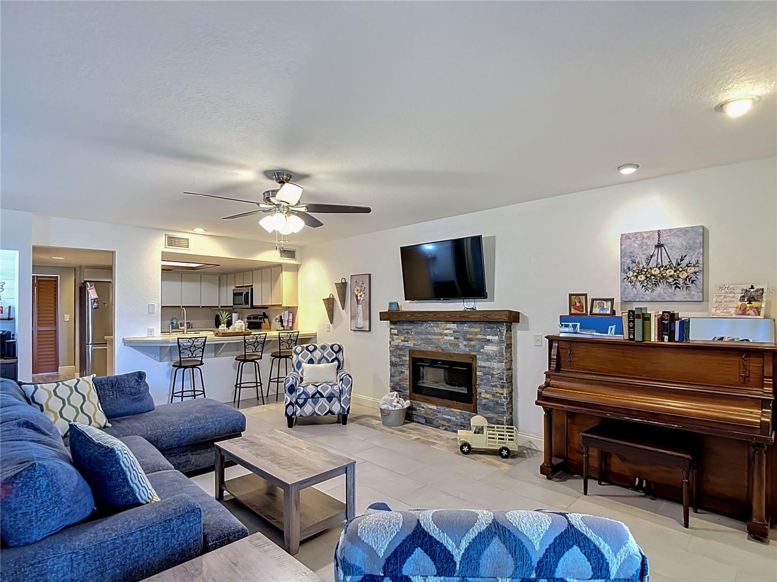 707 CARPENTERS WAY #35, LAKELAND, FL, 33809