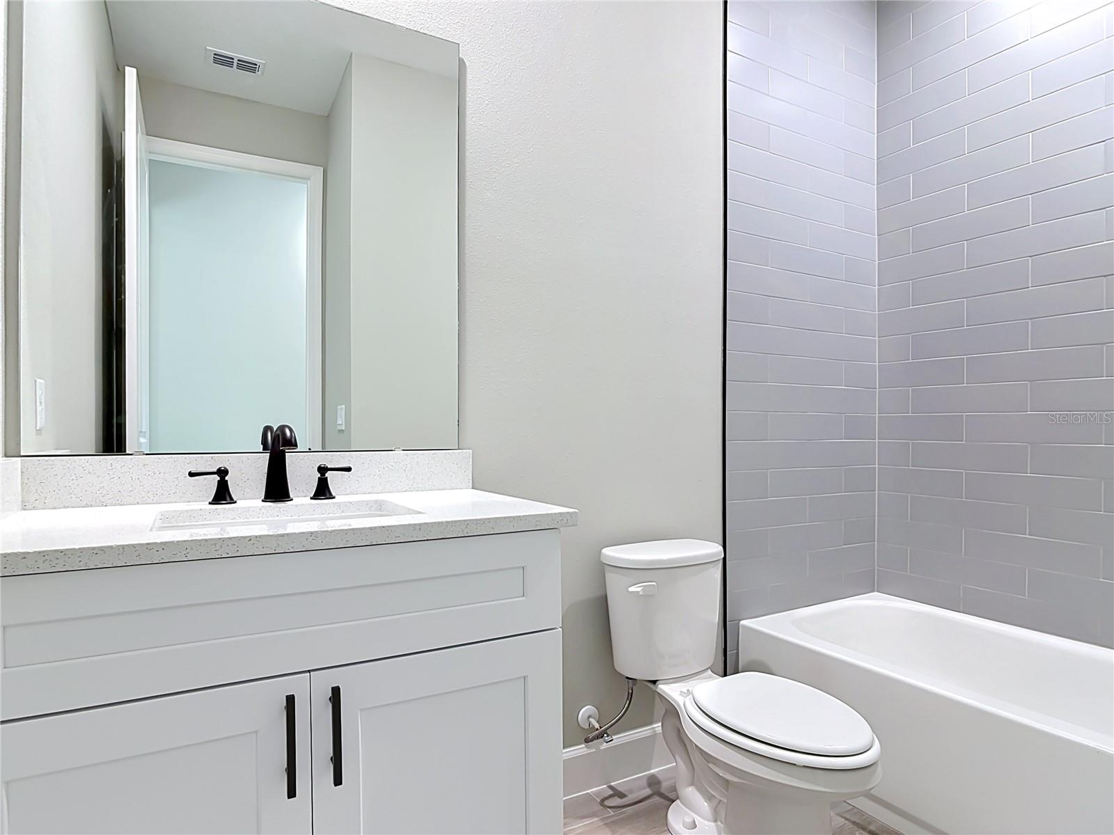41260 BALSAM ST, EUSTIS, FL, 32736