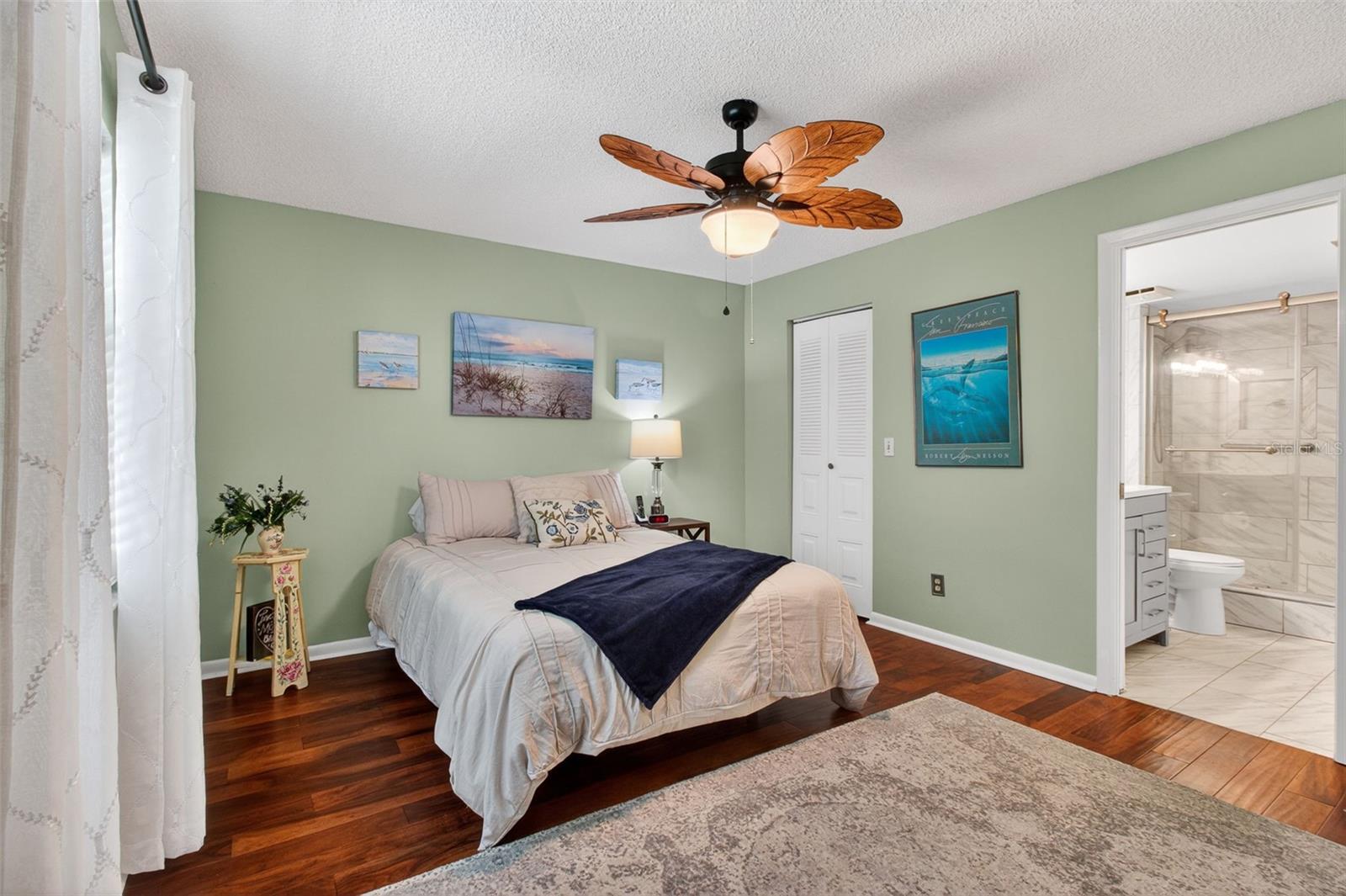 10550 VILLAGE DR #104, SEMINOLE, FL, 33772