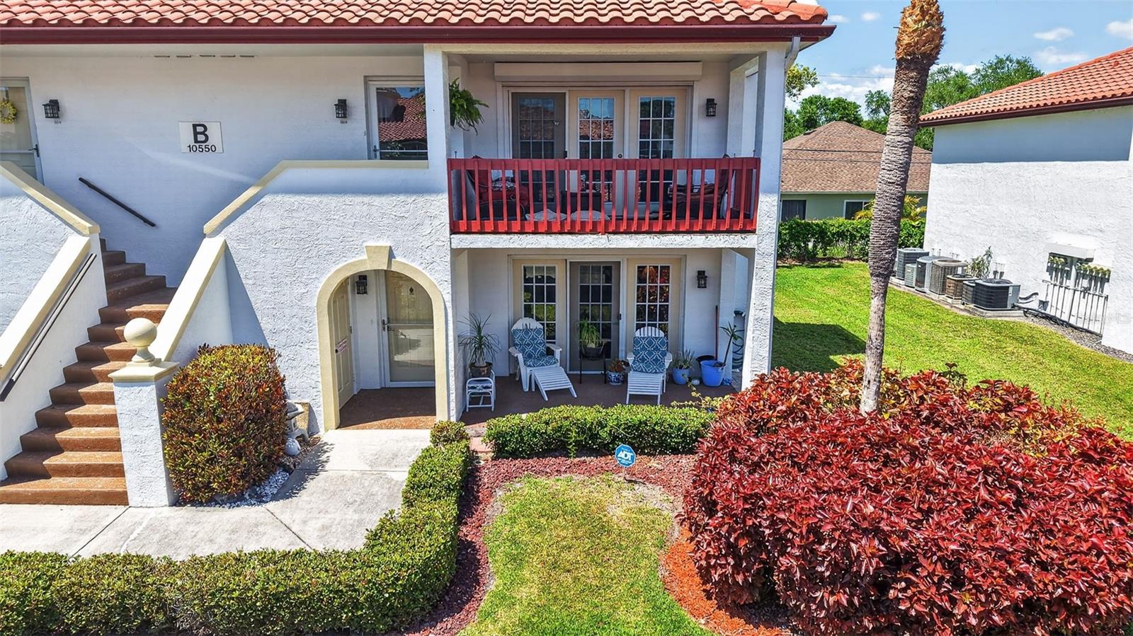 10550 VILLAGE DR #104, SEMINOLE, FL, 33772