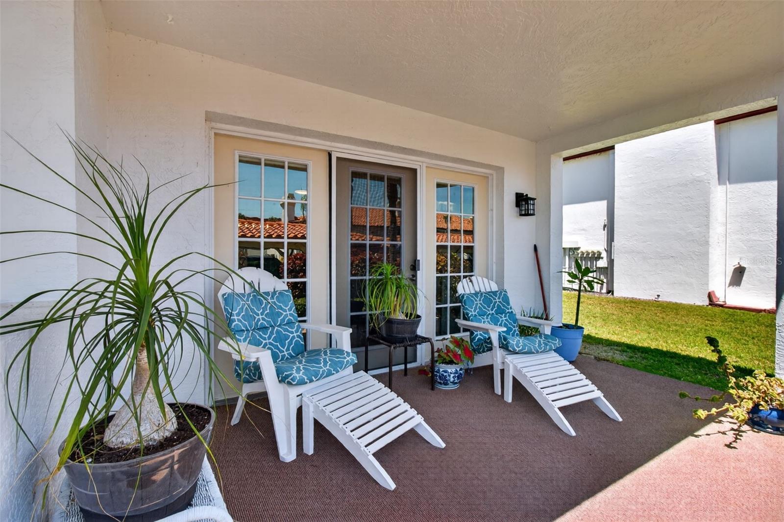 10550 VILLAGE DR #104, SEMINOLE, FL, 33772