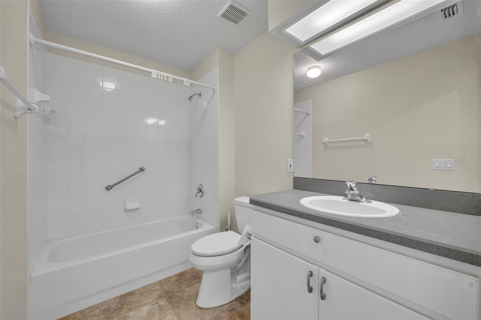 21630 REGENCY PARK LN, LEESBURG, FL, 34748