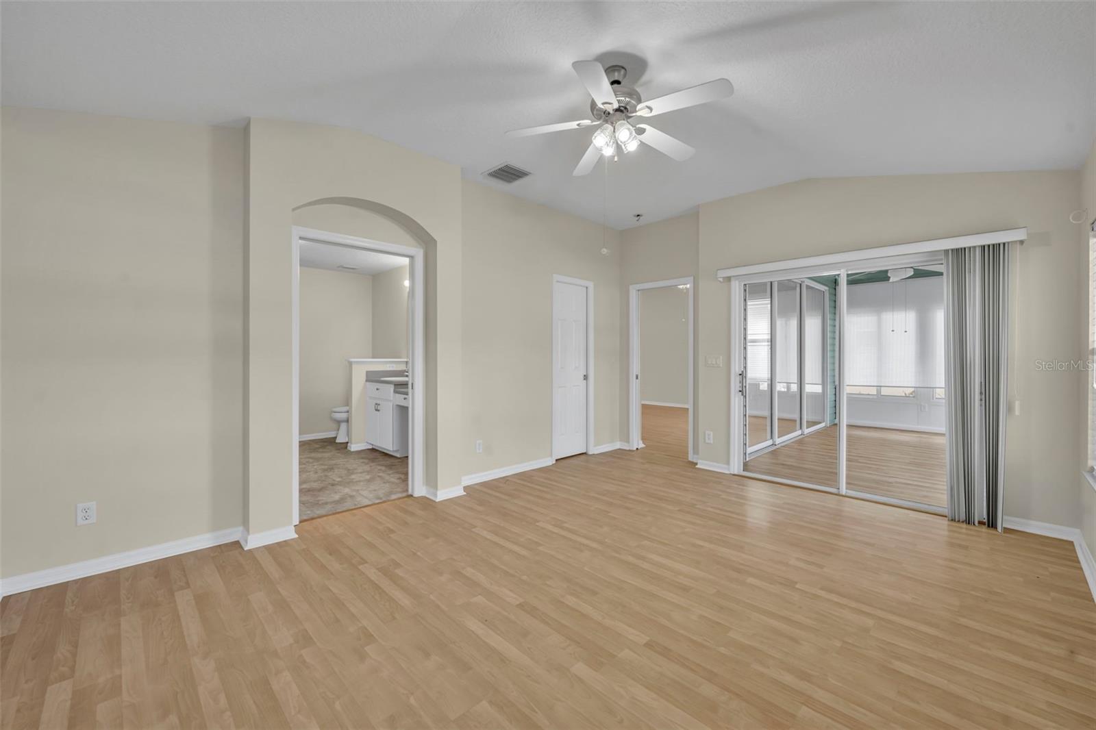 21630 REGENCY PARK LN, LEESBURG, FL, 34748