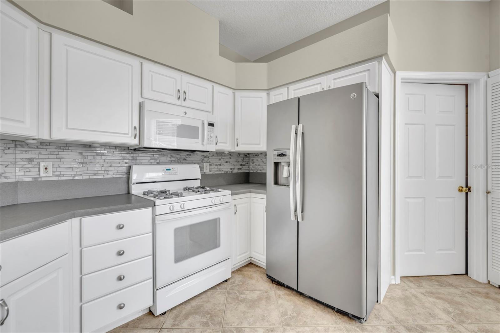 21630 REGENCY PARK LN, LEESBURG, FL, 34748