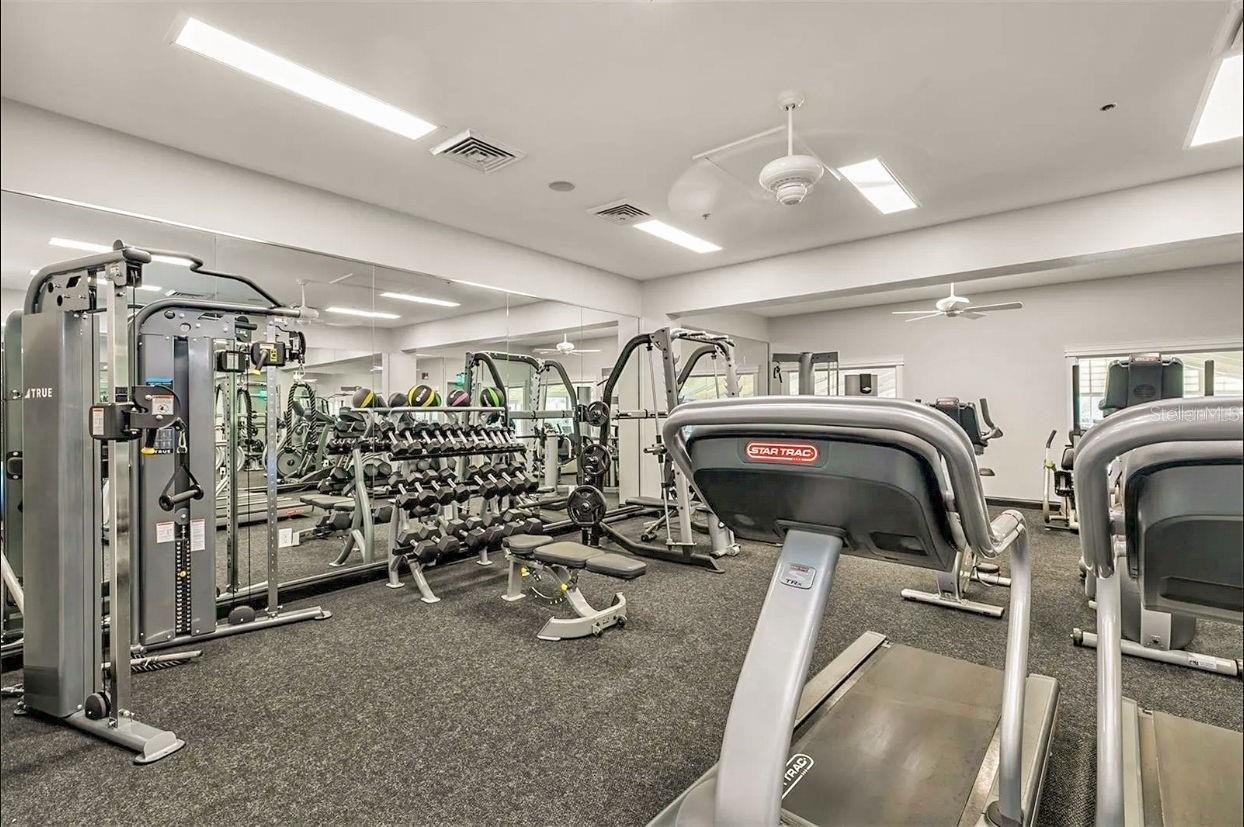 21630 REGENCY PARK LN, LEESBURG, FL, 34748