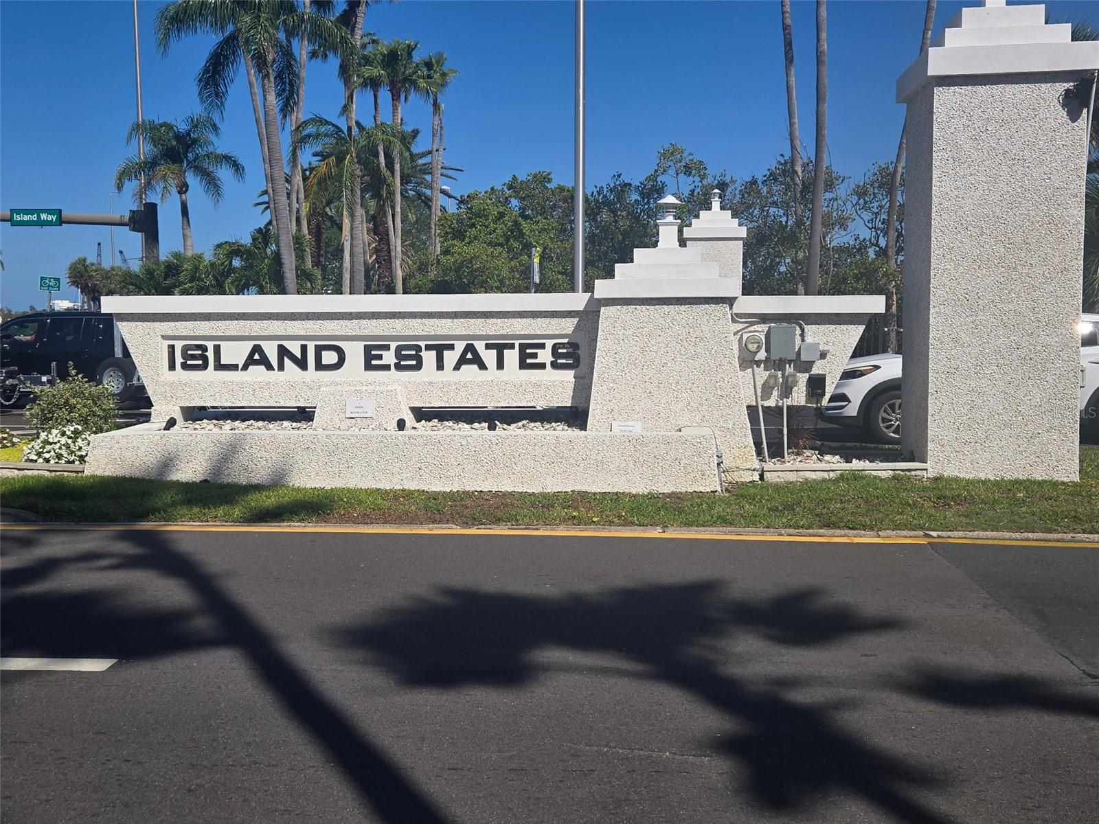 650 ISLAND WAY #202, CLEARWATER BEACH, FL, 33767