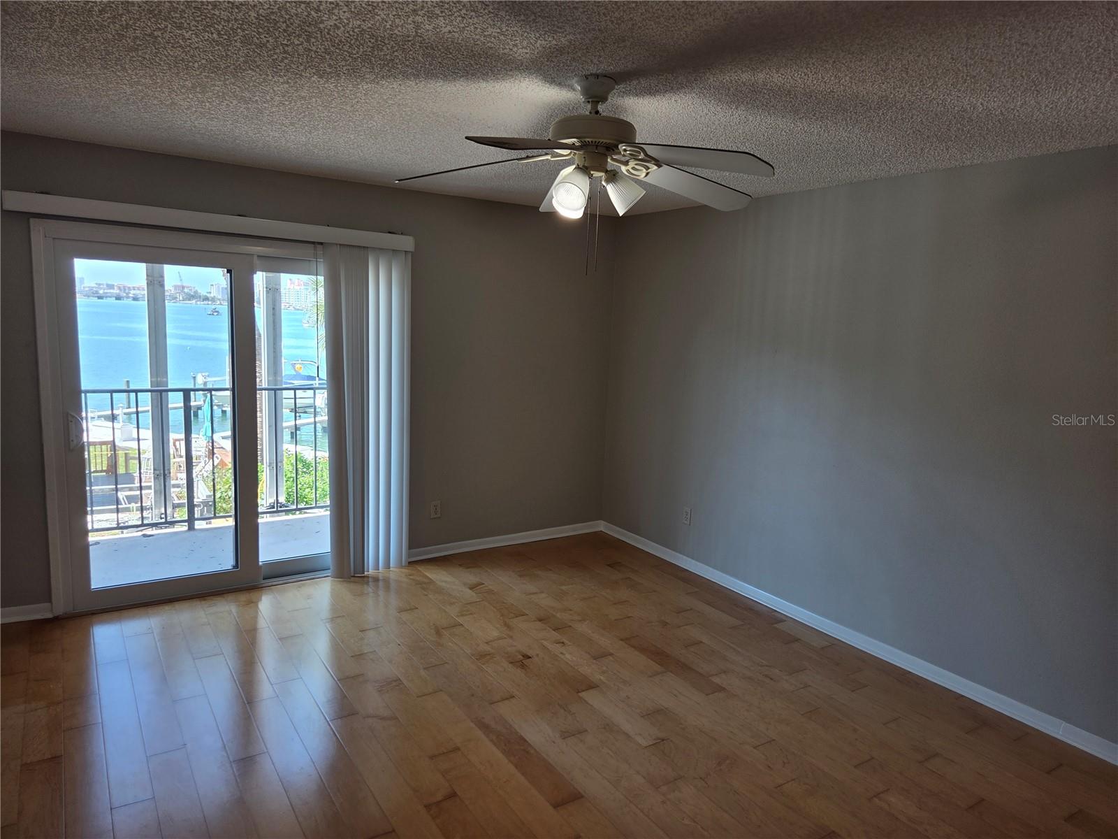 650 ISLAND WAY #202, CLEARWATER BEACH, FL, 33767