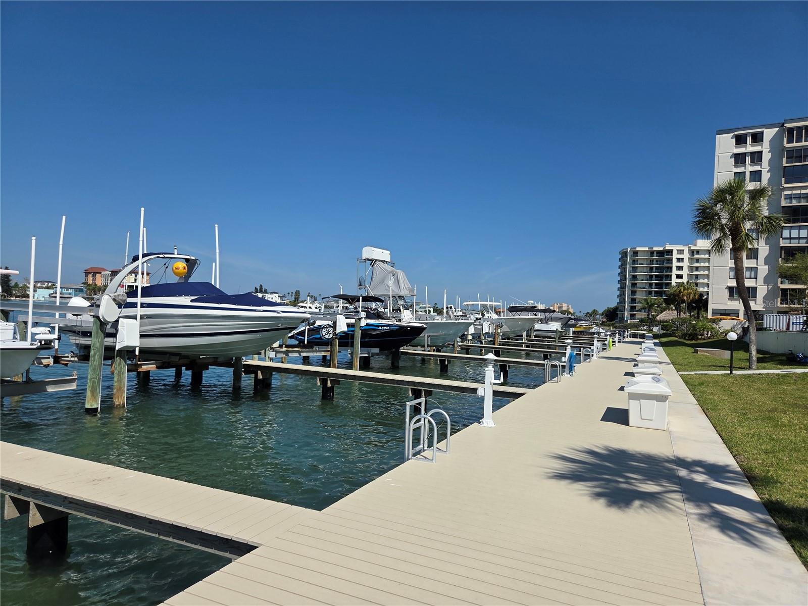 650 ISLAND WAY #202, CLEARWATER BEACH, FL, 33767