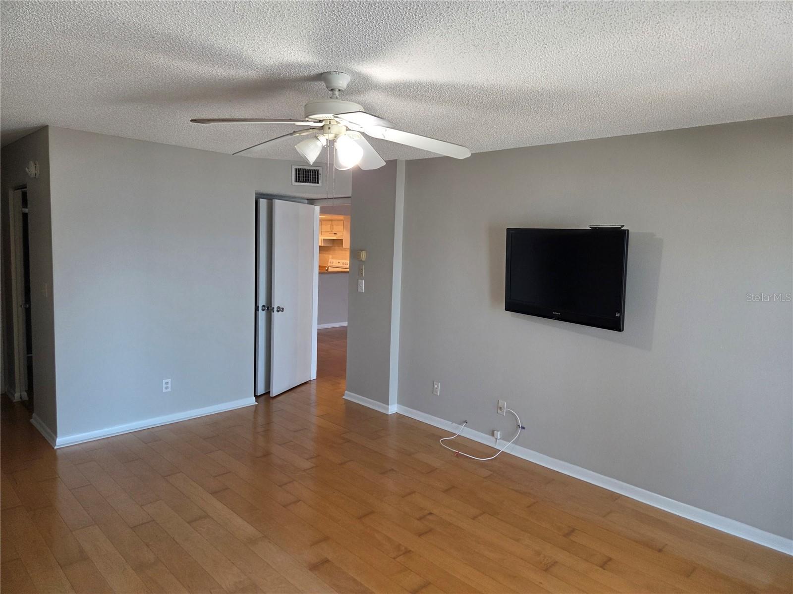 650 ISLAND WAY #202, CLEARWATER BEACH, FL, 33767