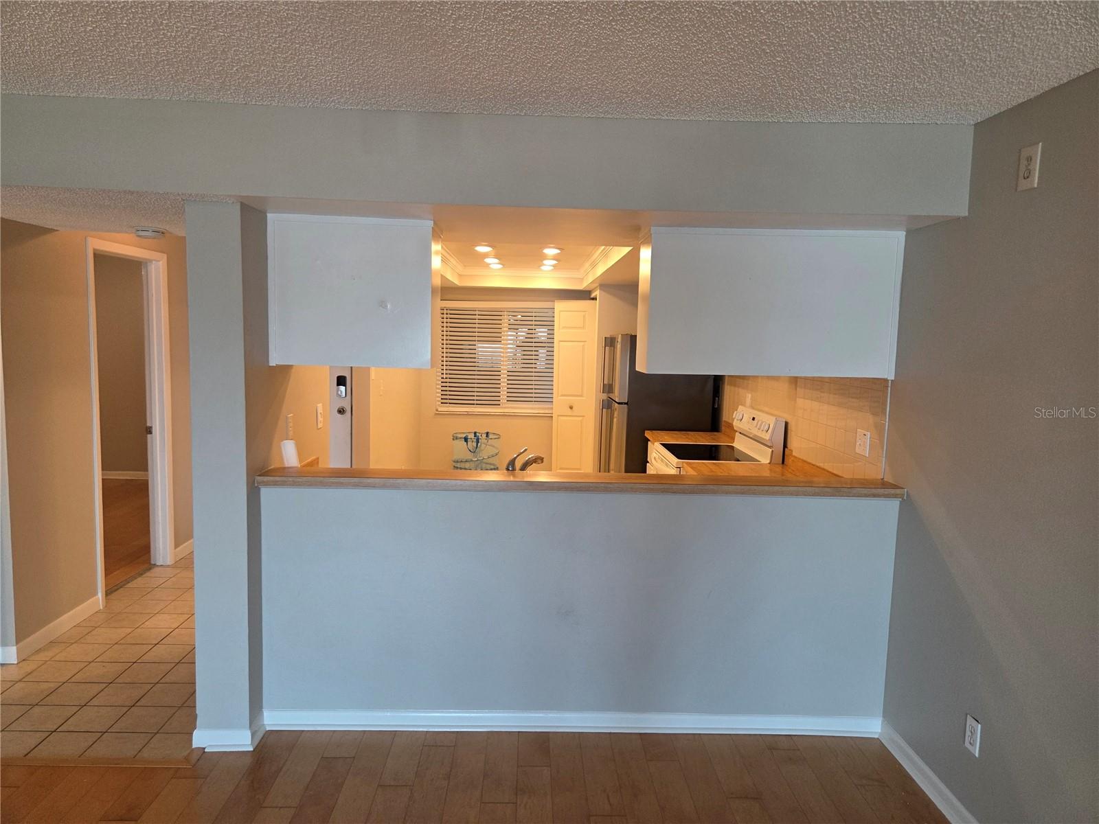 650 ISLAND WAY #202, CLEARWATER BEACH, FL, 33767