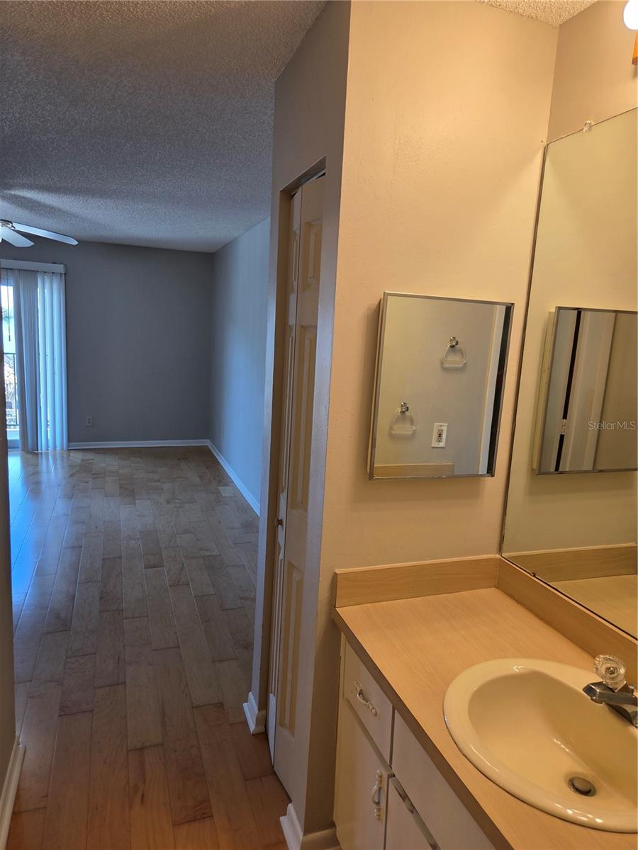 650 ISLAND WAY #202, CLEARWATER BEACH, FL, 33767