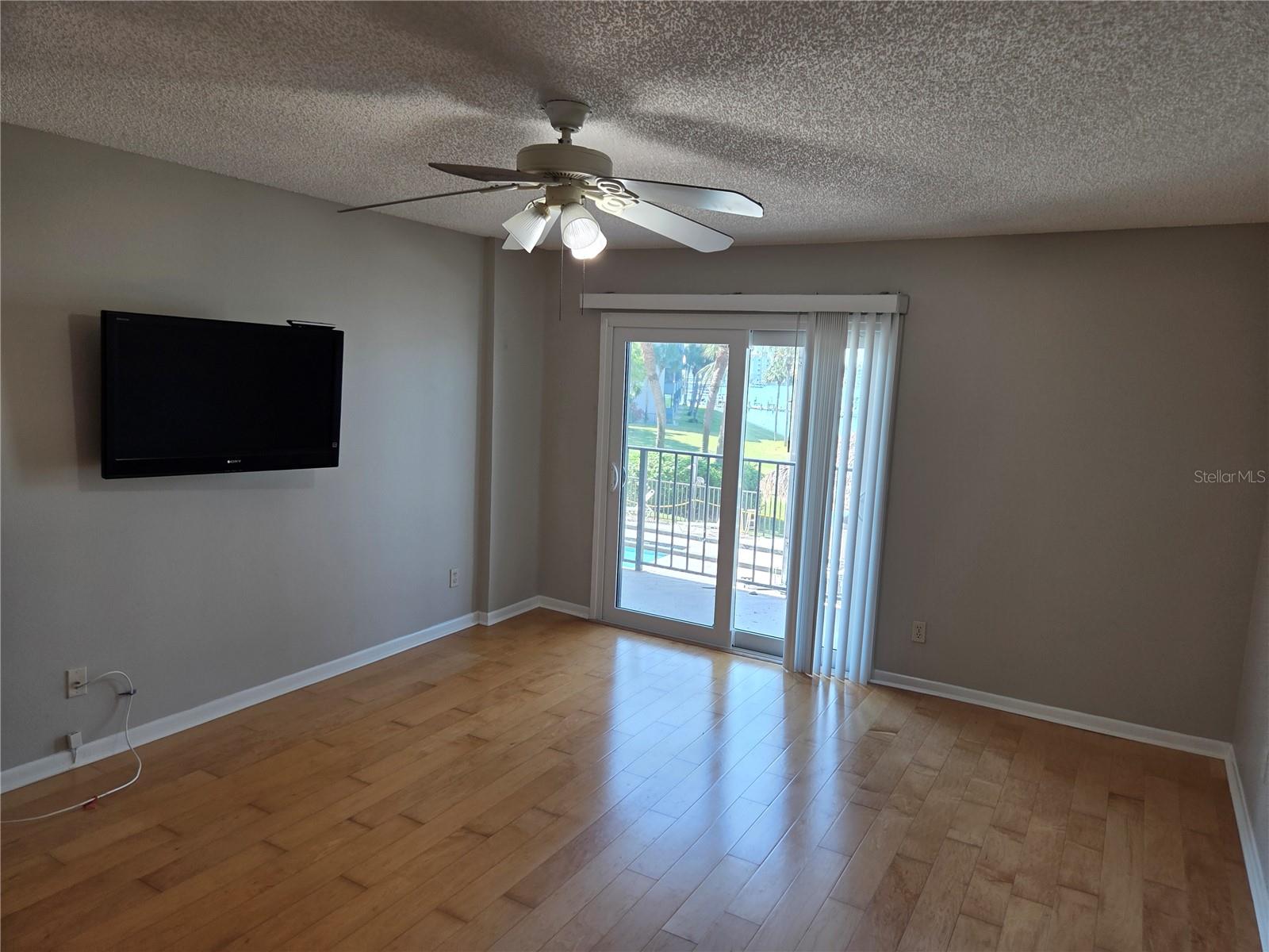 650 ISLAND WAY #202, CLEARWATER BEACH, FL, 33767