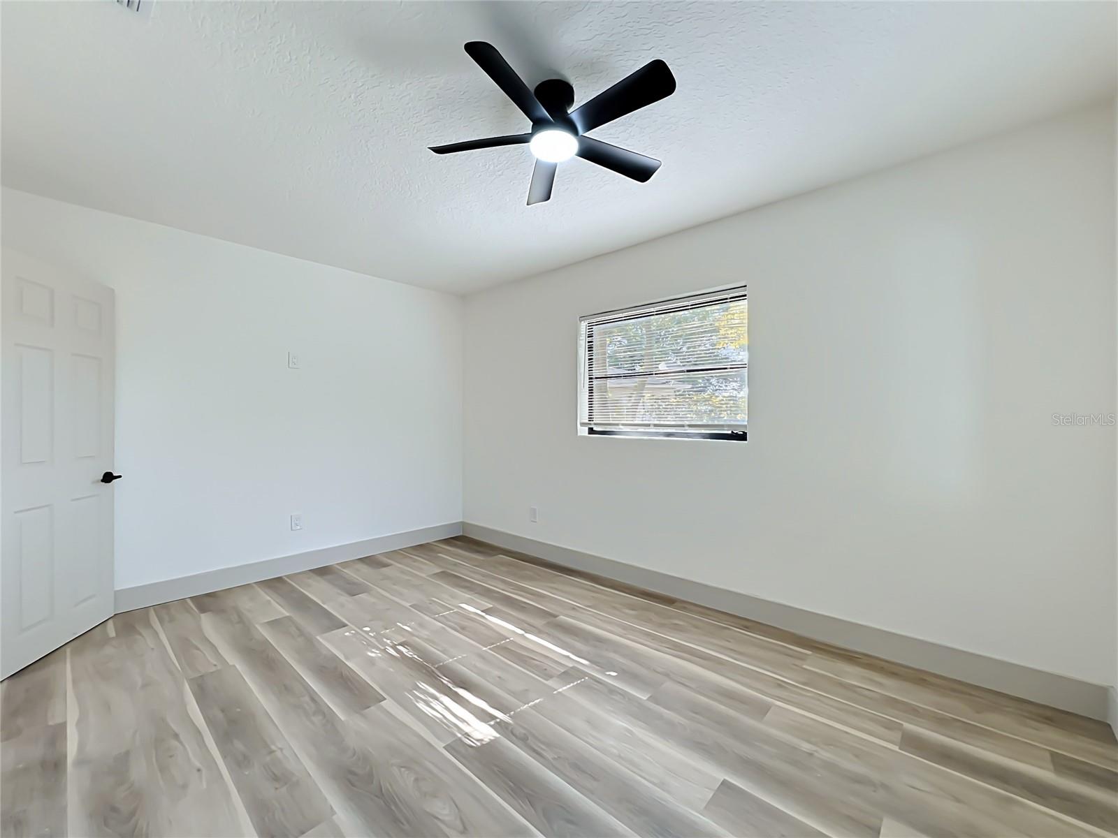 2222 VALENCIA RD, ORLANDO, FL, 32803