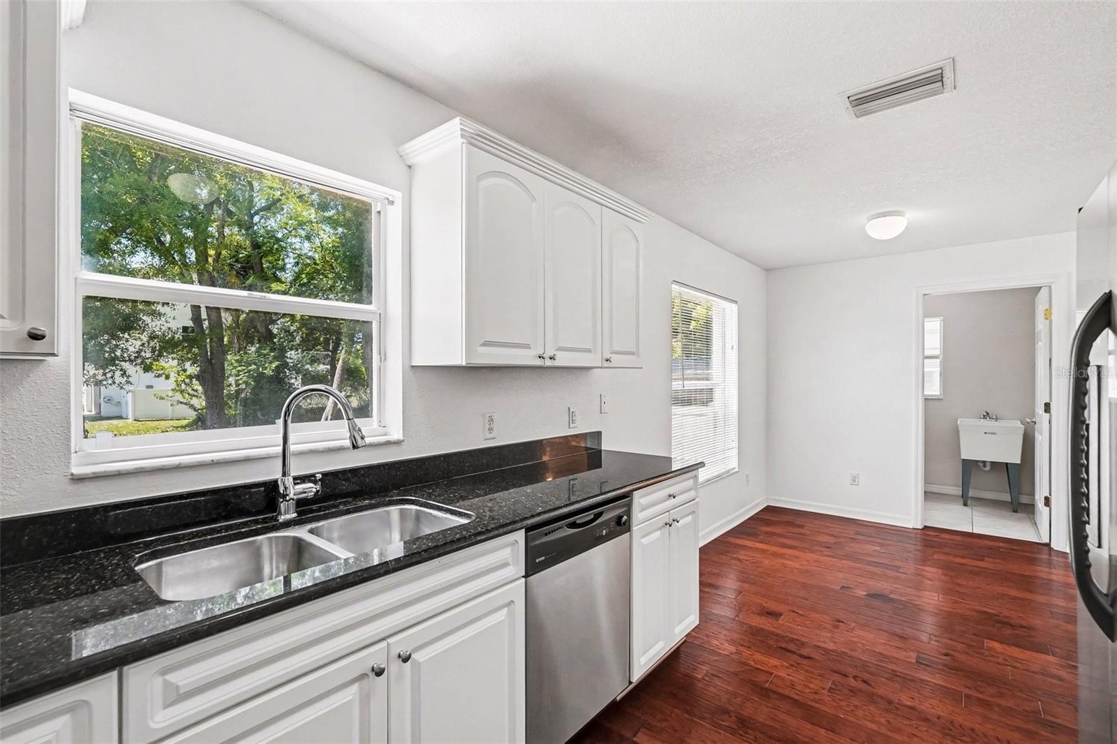 1702 W NORTH ST, TAMPA, FL, 33604