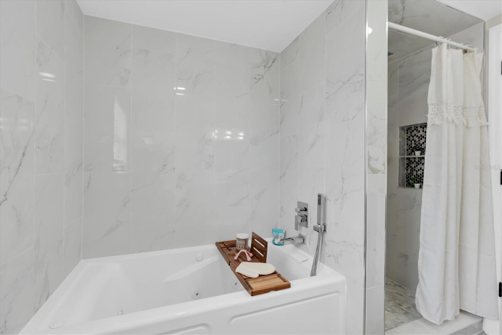 8007 MIMOSA DR, PORT RICHEY, FL, 34668