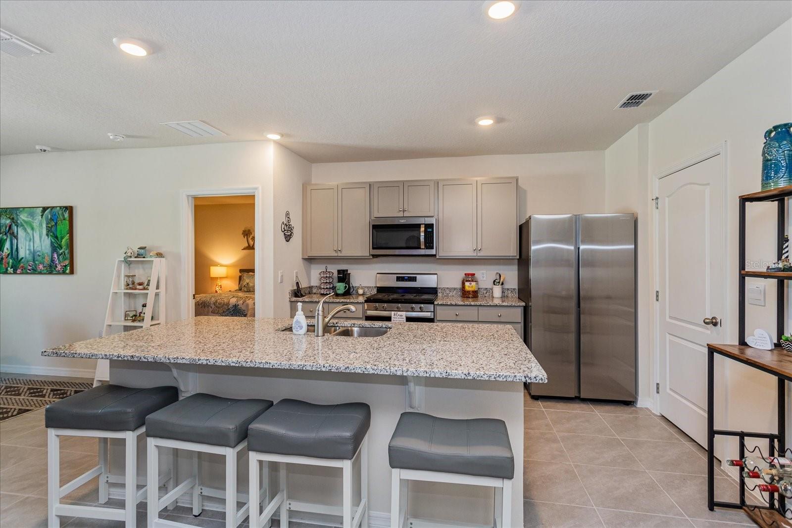 6358 SANDERS GROVE CIR, OKAHUMPKA, FL, 34762