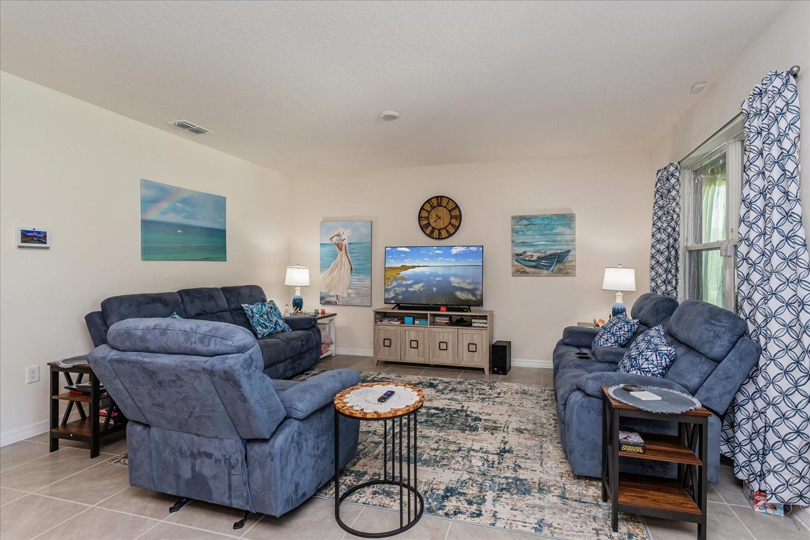 6358 SANDERS GROVE CIR, OKAHUMPKA, FL, 34762