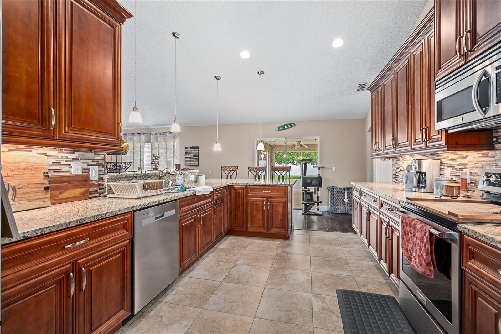 234 PINE GROVE DR, PALM COAST, FL, 32164