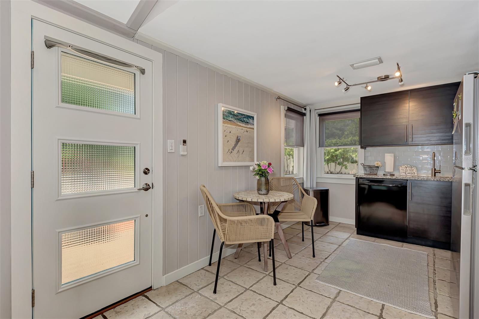 1045 40TH ST #A, SARASOTA, FL, 34234