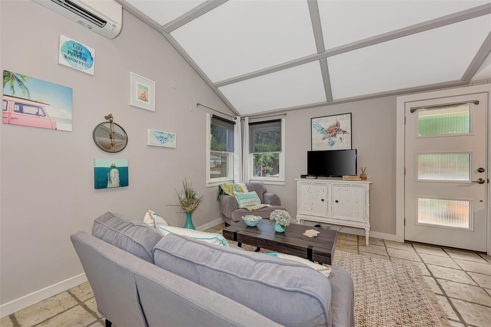 1045 40TH ST #A, SARASOTA, FL, 34234