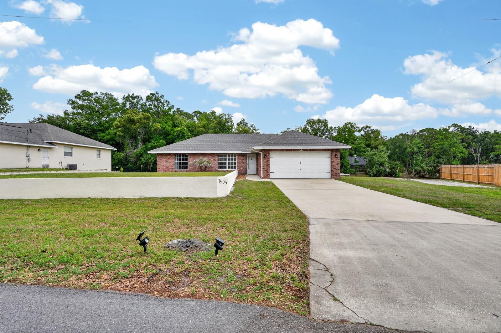 1505 LAKESIDE DR, DELAND, FL, 32720