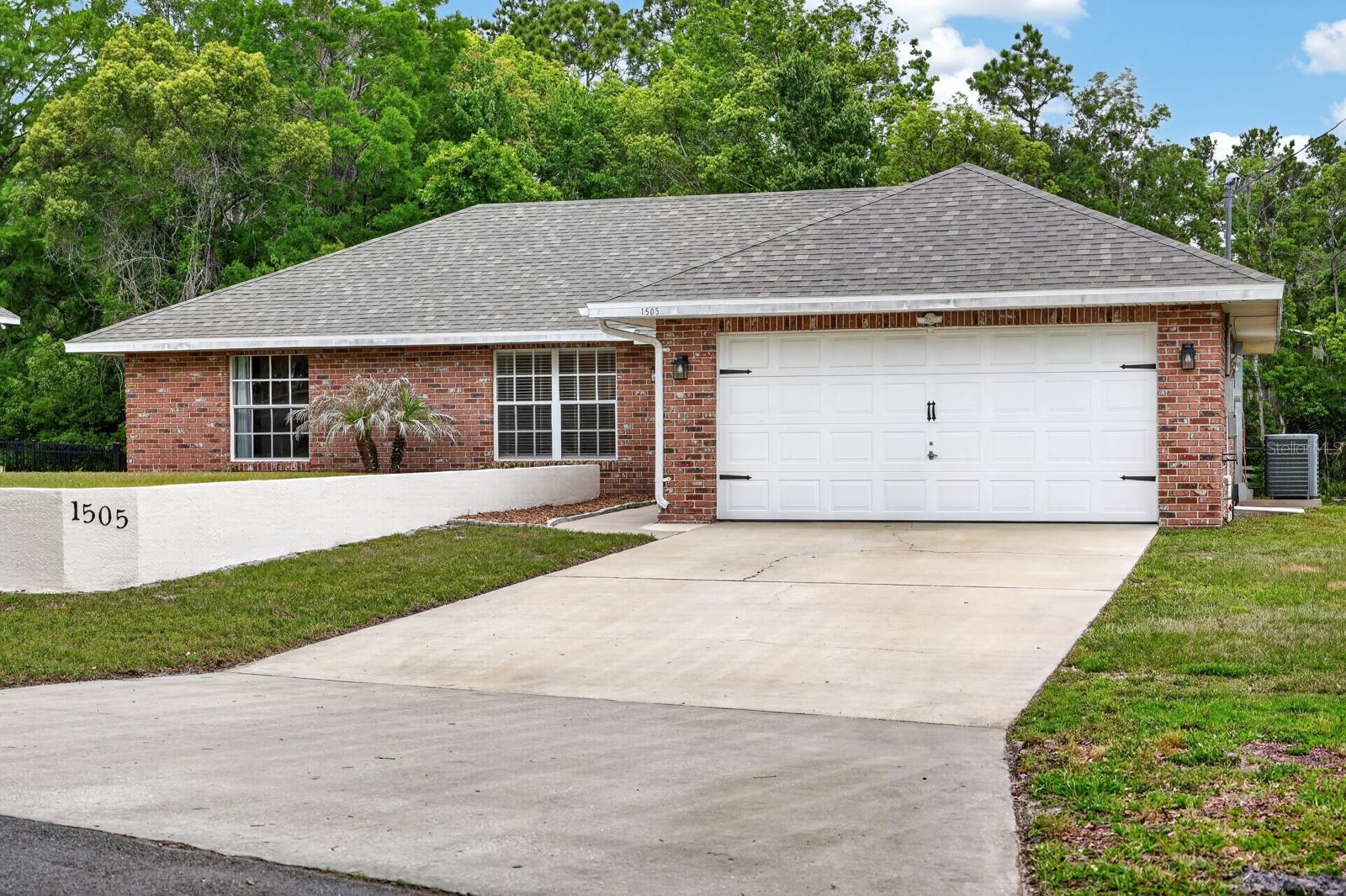 1505 LAKESIDE DR, DELAND, FL, 32720