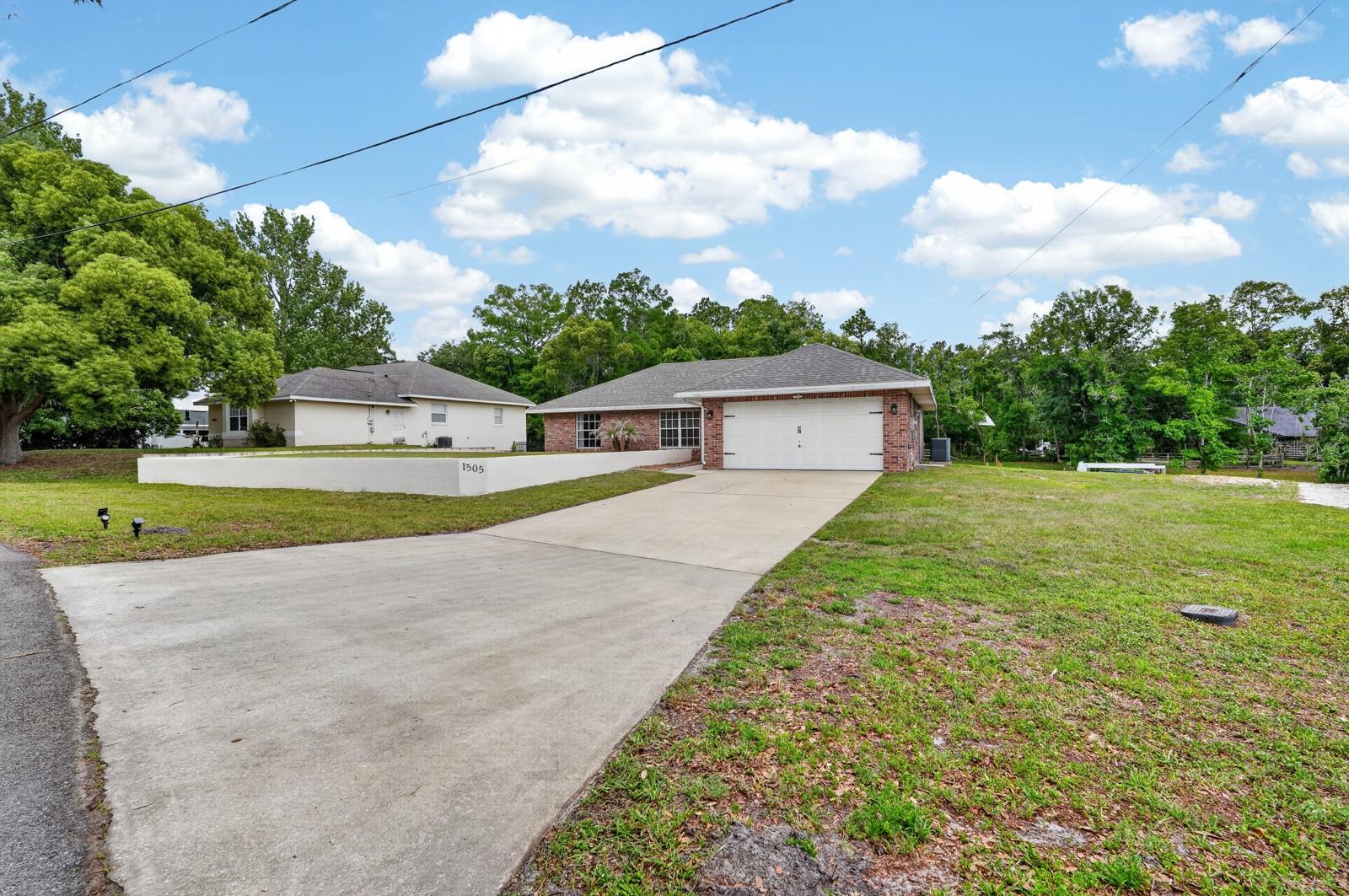 1505 LAKESIDE DR, DELAND, FL, 32720