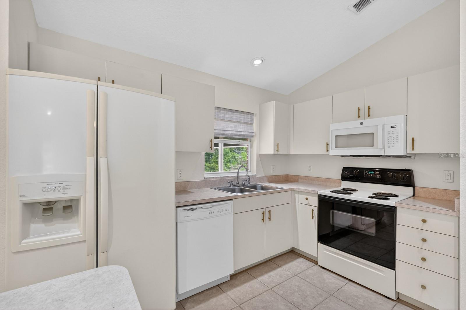 1505 LAKESIDE DR, DELAND, FL, 32720