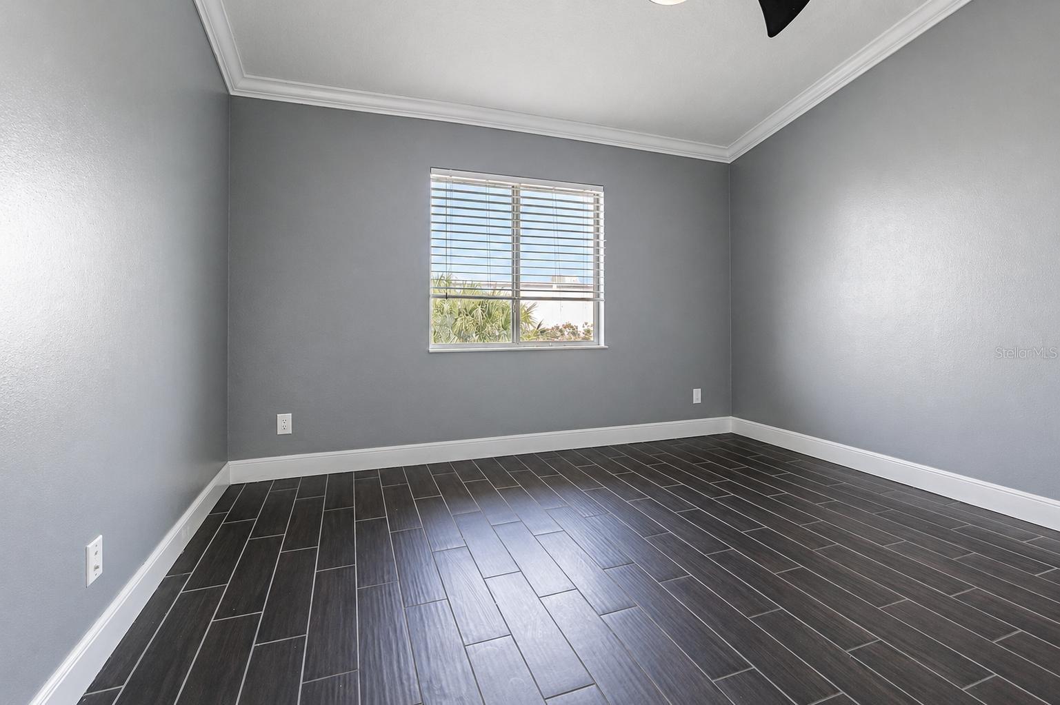 6400 46TH AVE N #3, KENNETH CITY, FL, 33709