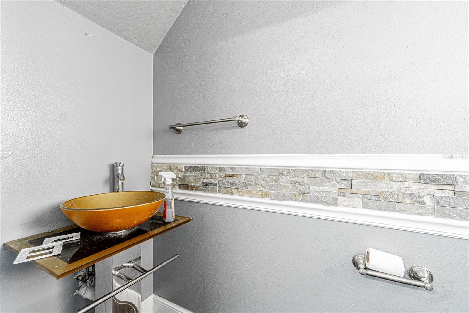 6400 46TH AVE N #3, KENNETH CITY, FL, 33709