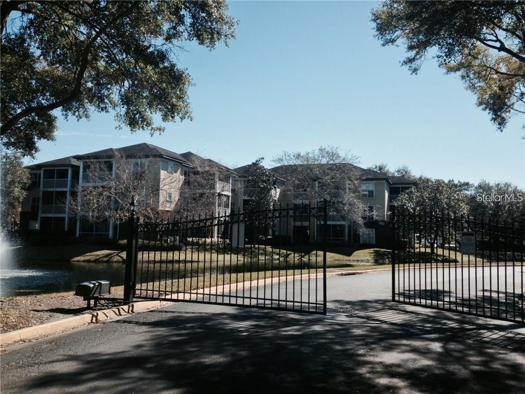 4211 CHATHAM OAK CT #114, TAMPA, FL, 33624