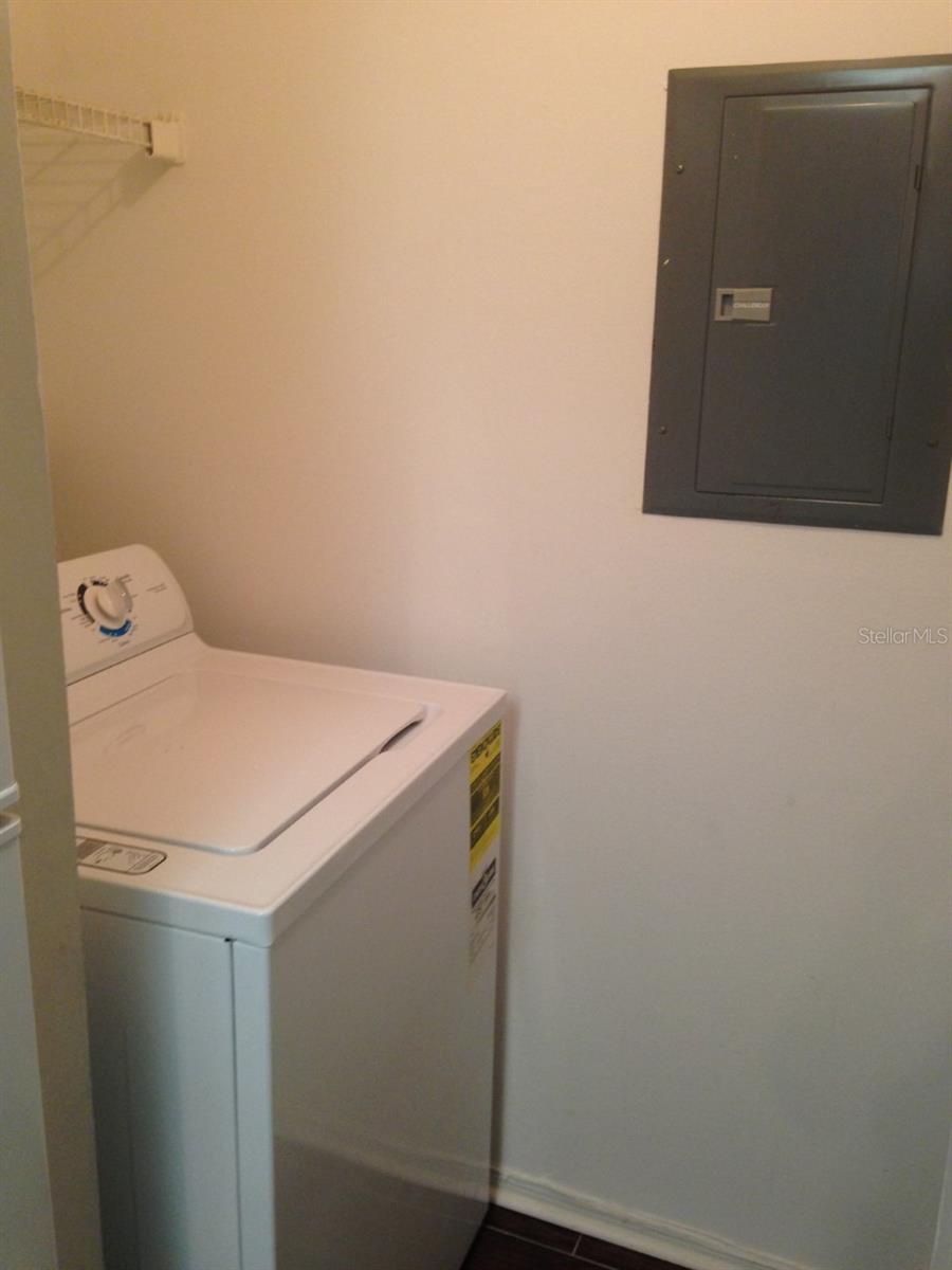 4211 CHATHAM OAK CT #114, TAMPA, FL, 33624