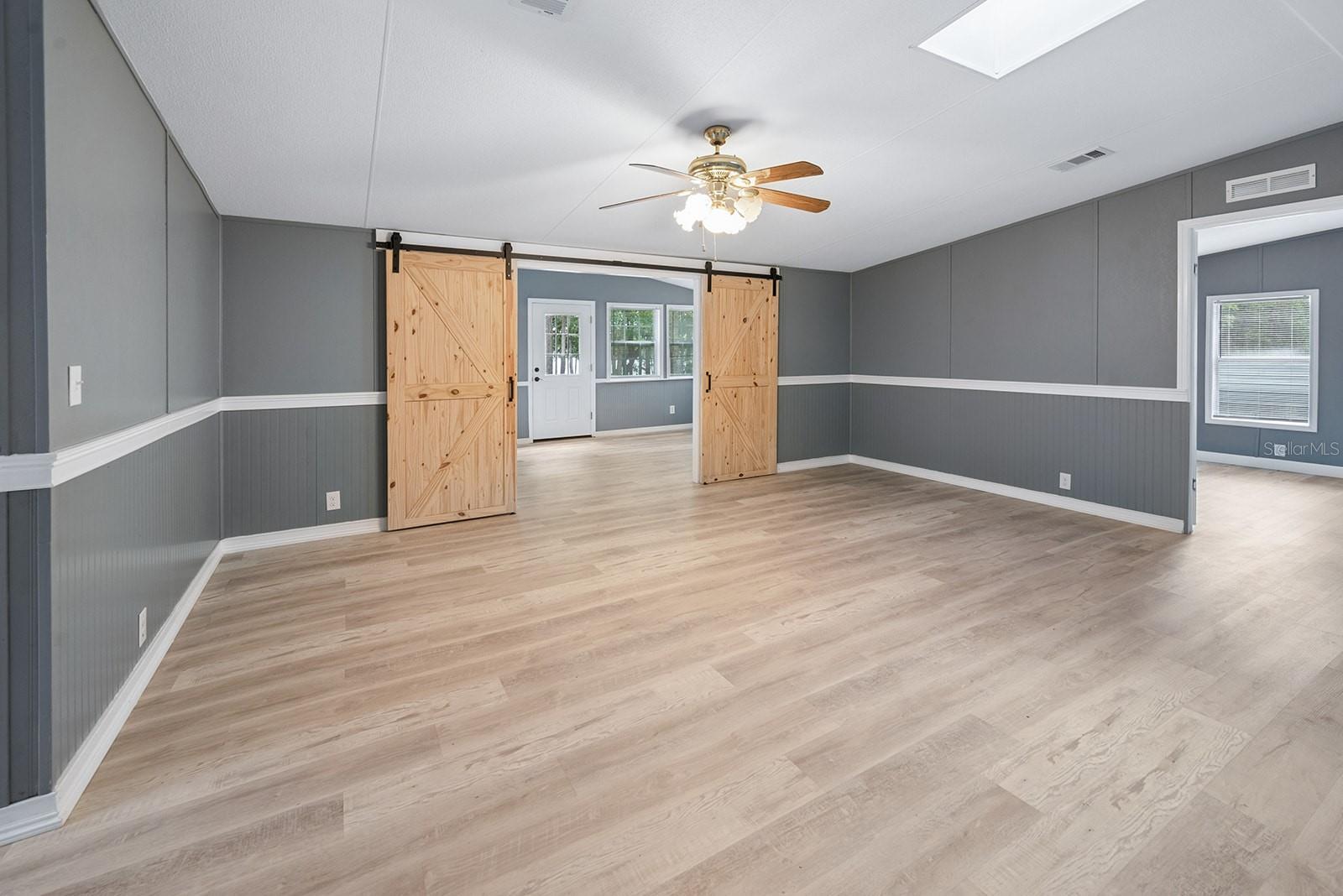 554 S COUNTY ROAD 21, HAWTHORNE, FL, 32640