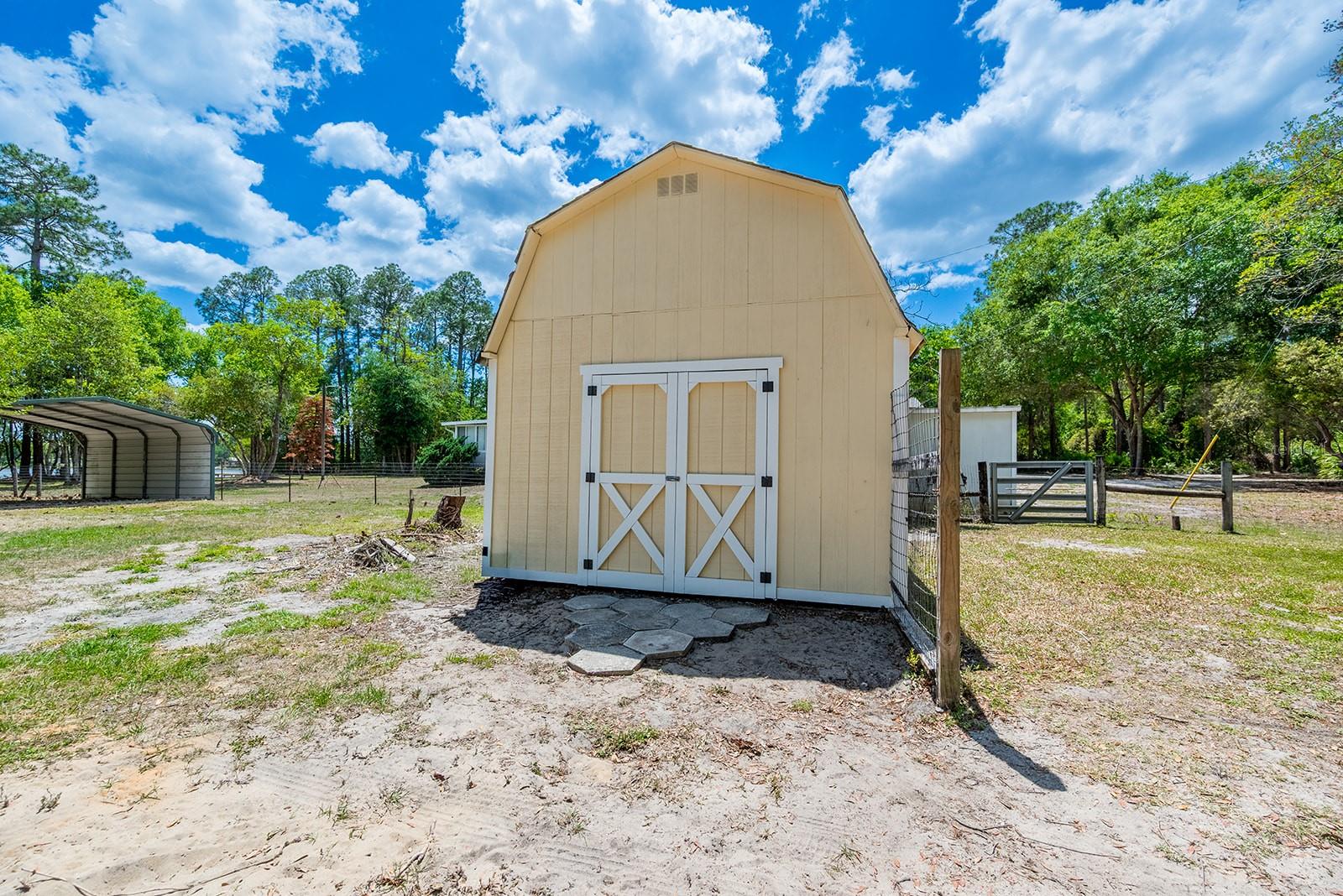 554 S COUNTY ROAD 21, HAWTHORNE, FL, 32640