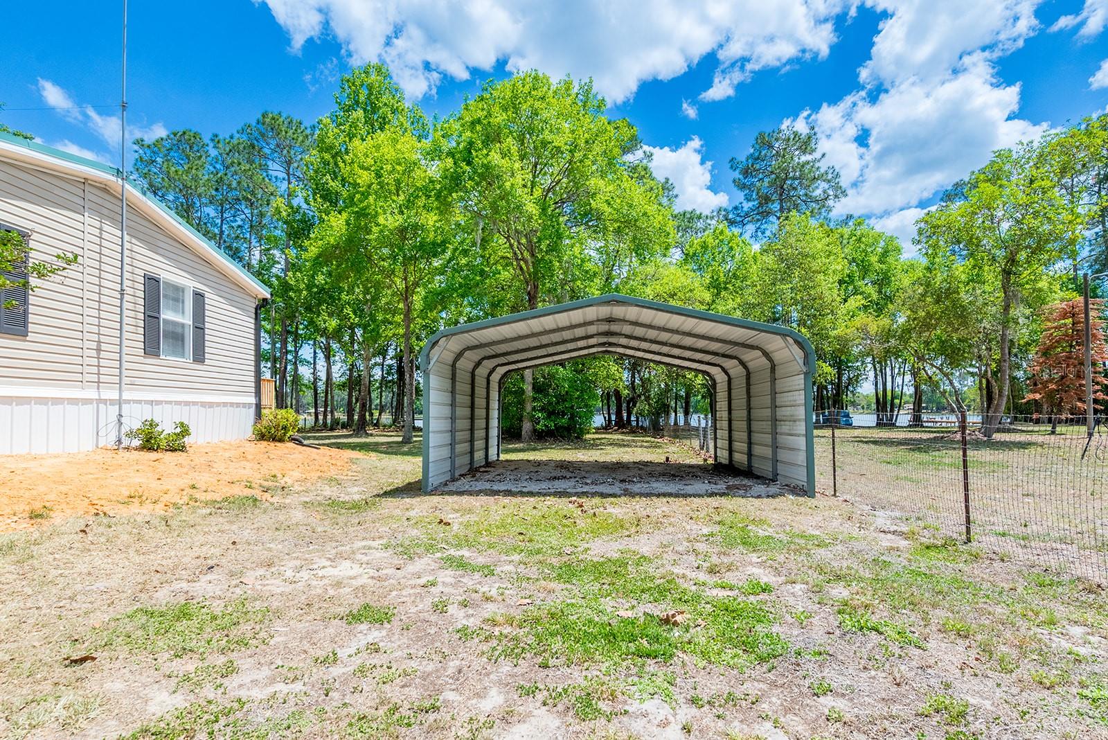 554 S COUNTY ROAD 21, HAWTHORNE, FL, 32640