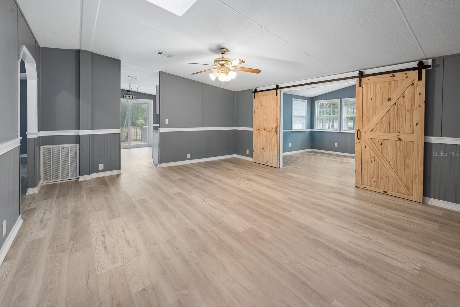 554 S COUNTY ROAD 21, HAWTHORNE, FL, 32640