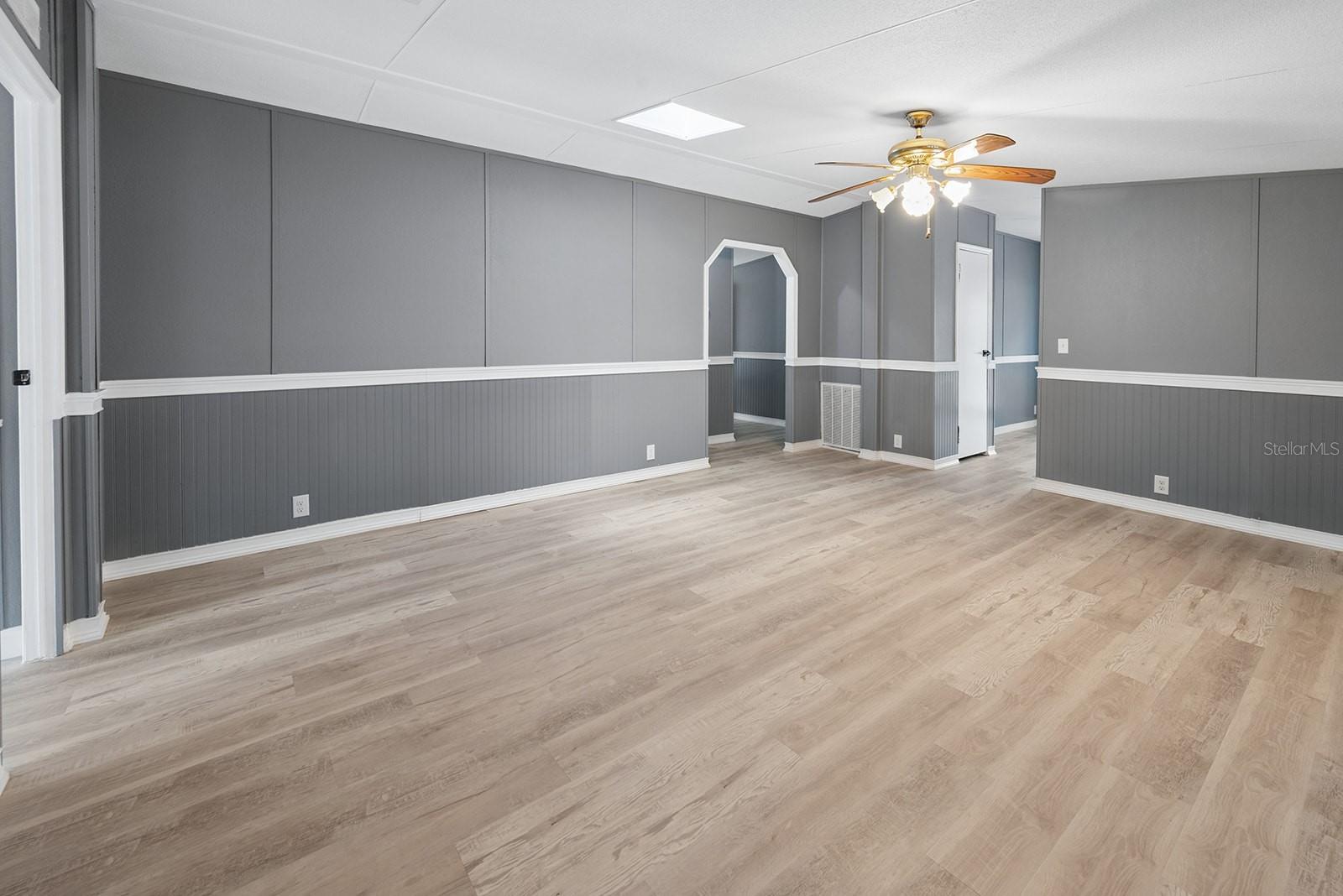 554 S COUNTY ROAD 21, HAWTHORNE, FL, 32640