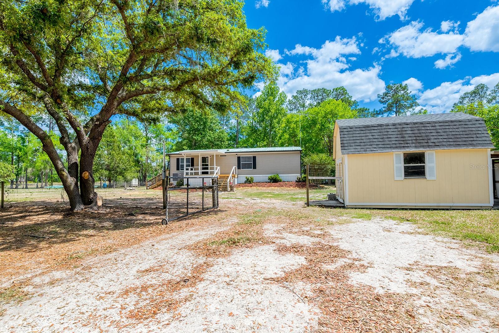 554 S COUNTY ROAD 21, HAWTHORNE, FL, 32640