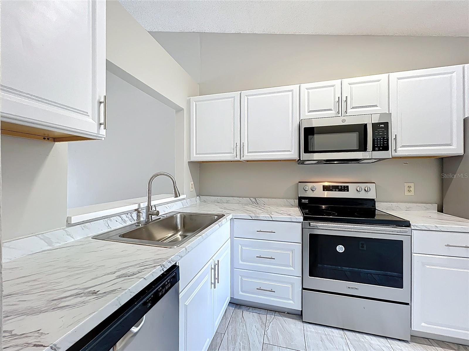 12136 SAND PEBBLE WAY, ORLANDO, FL, 32824