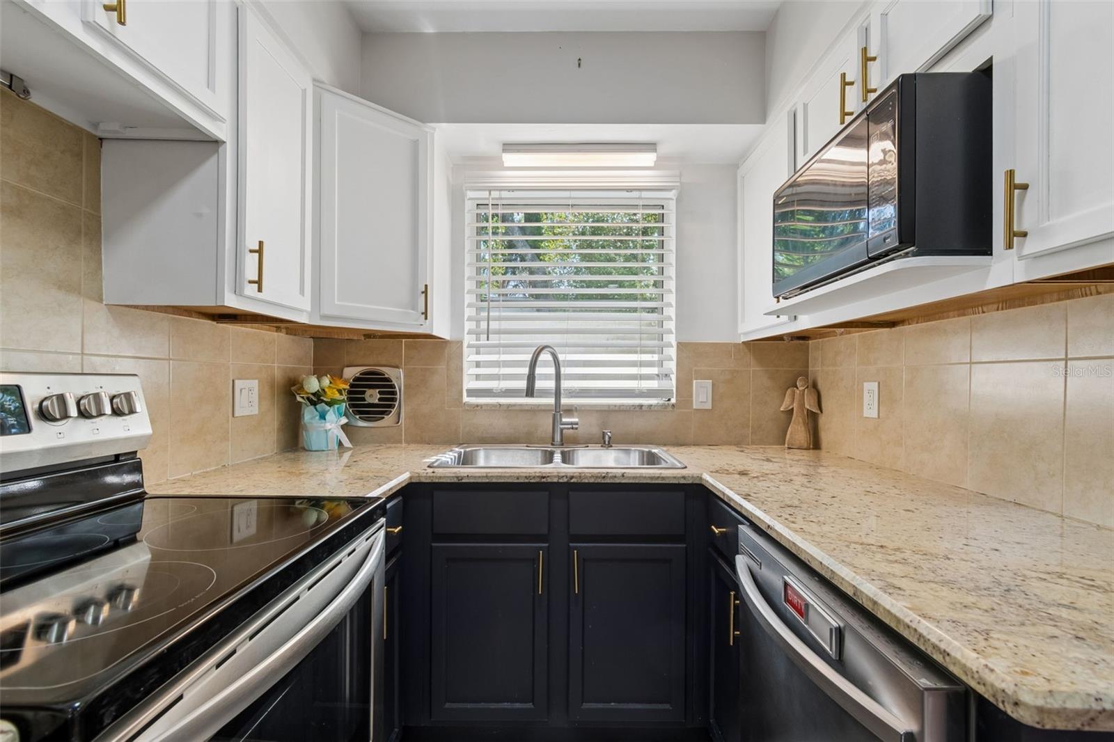 5857 4TH AVE N, ST PETERSBURG, FL, 33710