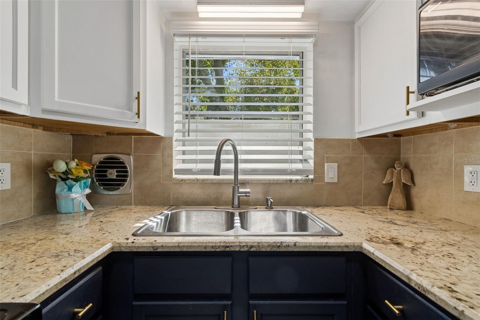 5857 4TH AVE N, ST PETERSBURG, FL, 33710