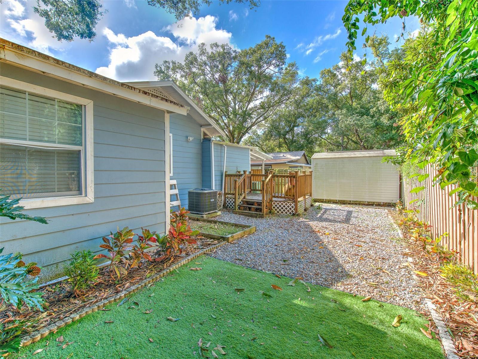 728 E HANLON ST, TAMPA, FL, 33604