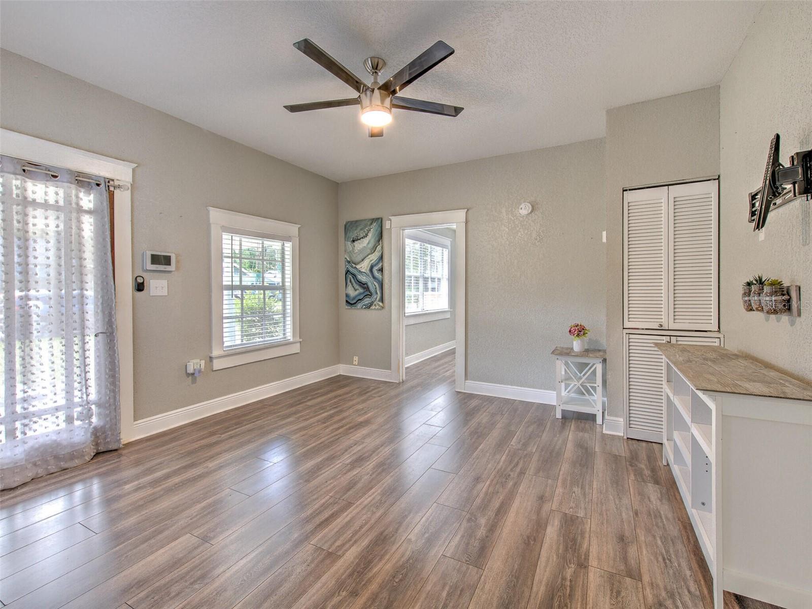 728 E HANLON ST, TAMPA, FL, 33604