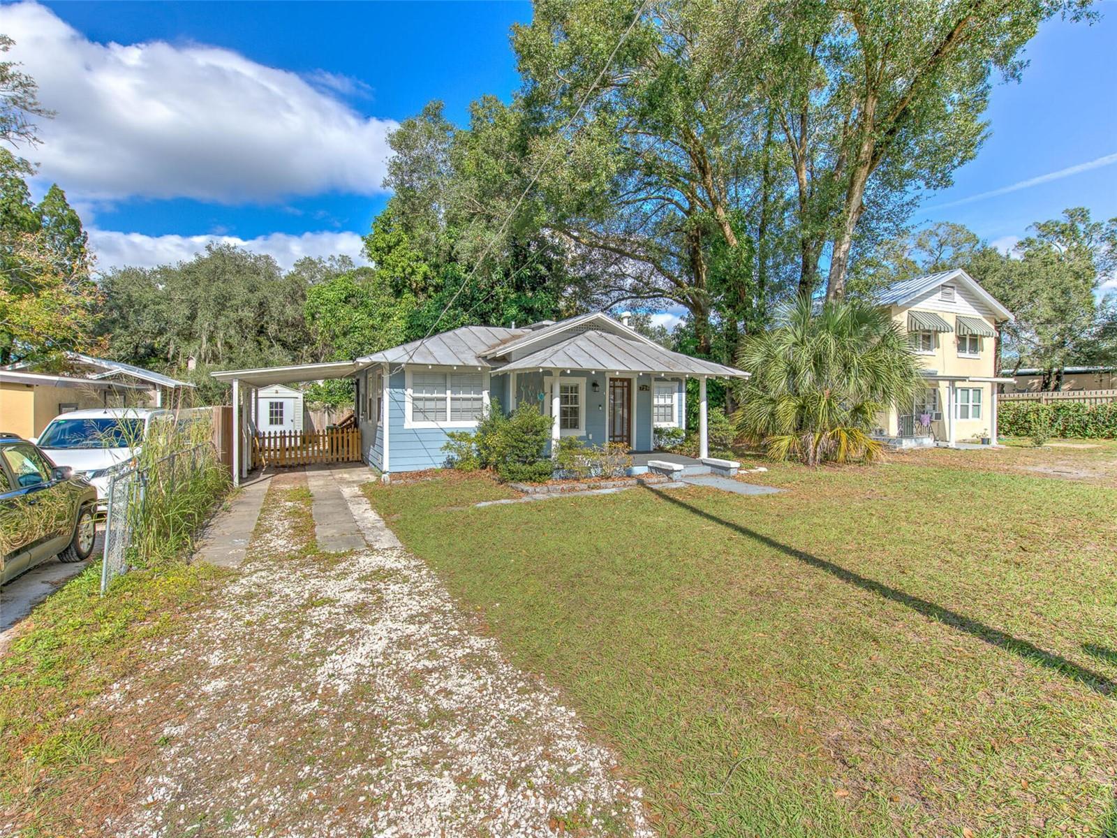 728 E HANLON ST, TAMPA, FL, 33604