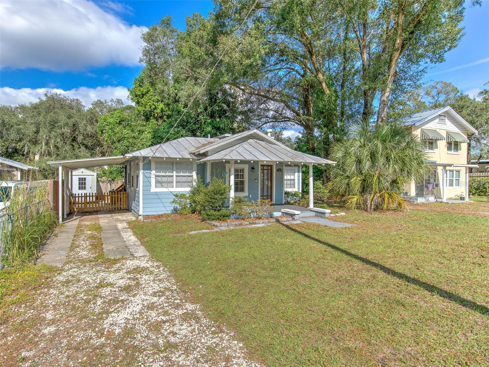 728 E HANLON ST, TAMPA, FL, 33604