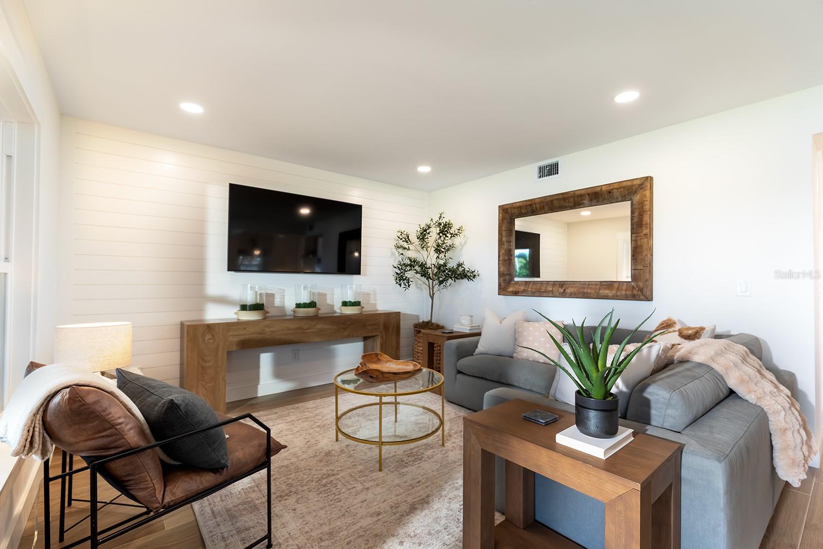 273 LAKE GRIFFIN CIR, CASSELBERRY, FL, 32707