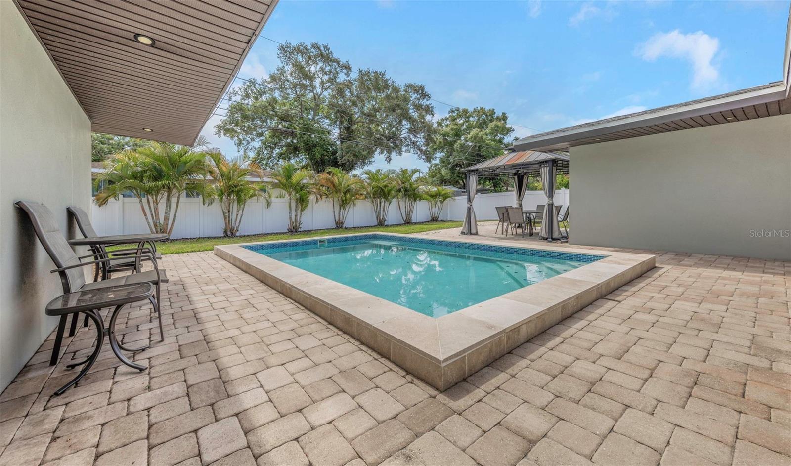 1437 CARLOS AVE, CLEARWATER, FL, 33755