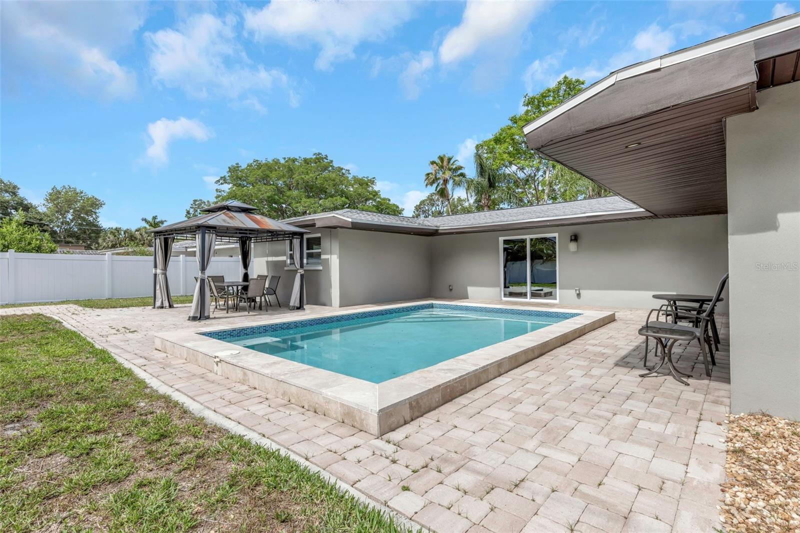 1437 CARLOS AVE, CLEARWATER, FL, 33755