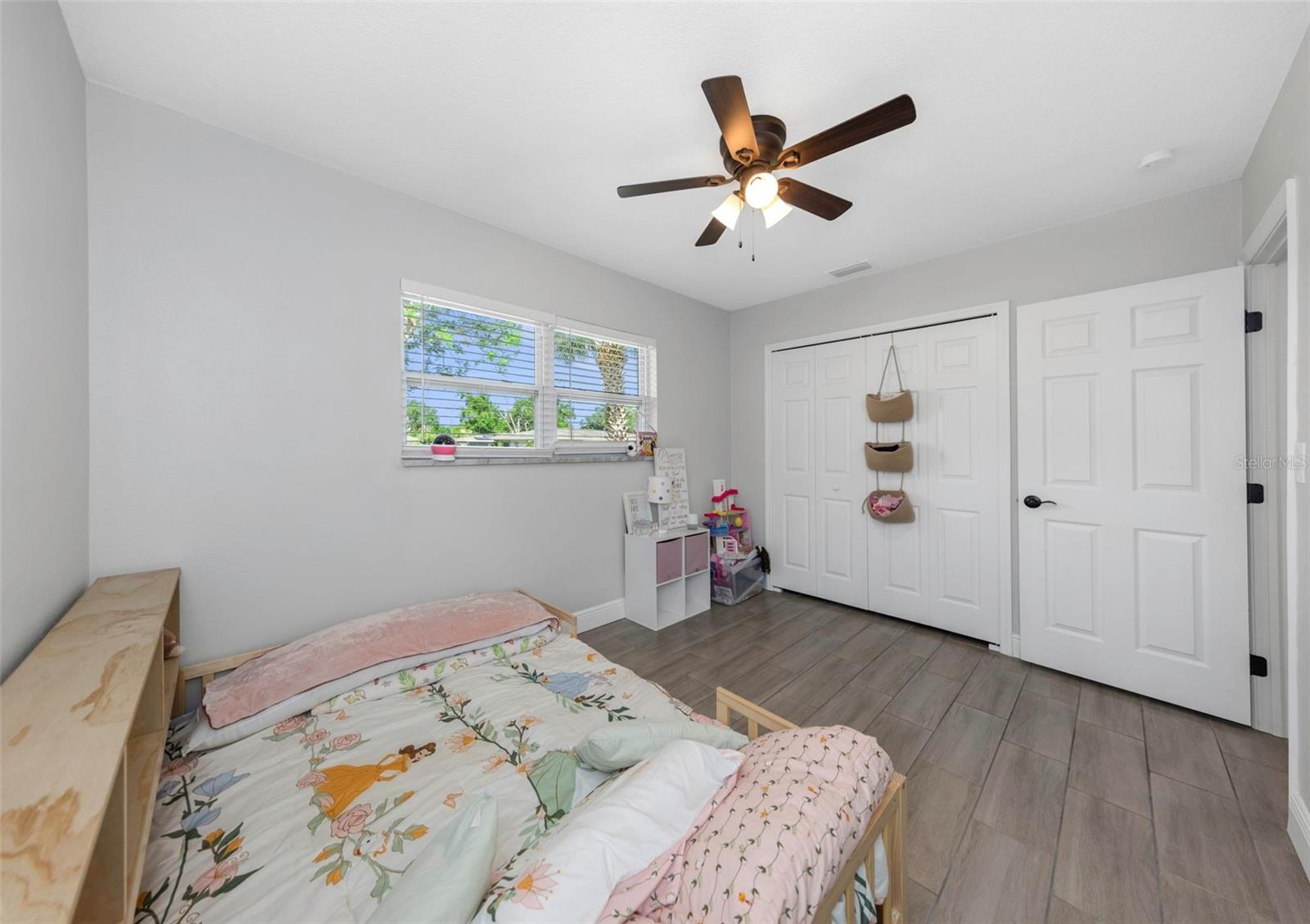 1437 CARLOS AVE, CLEARWATER, FL, 33755