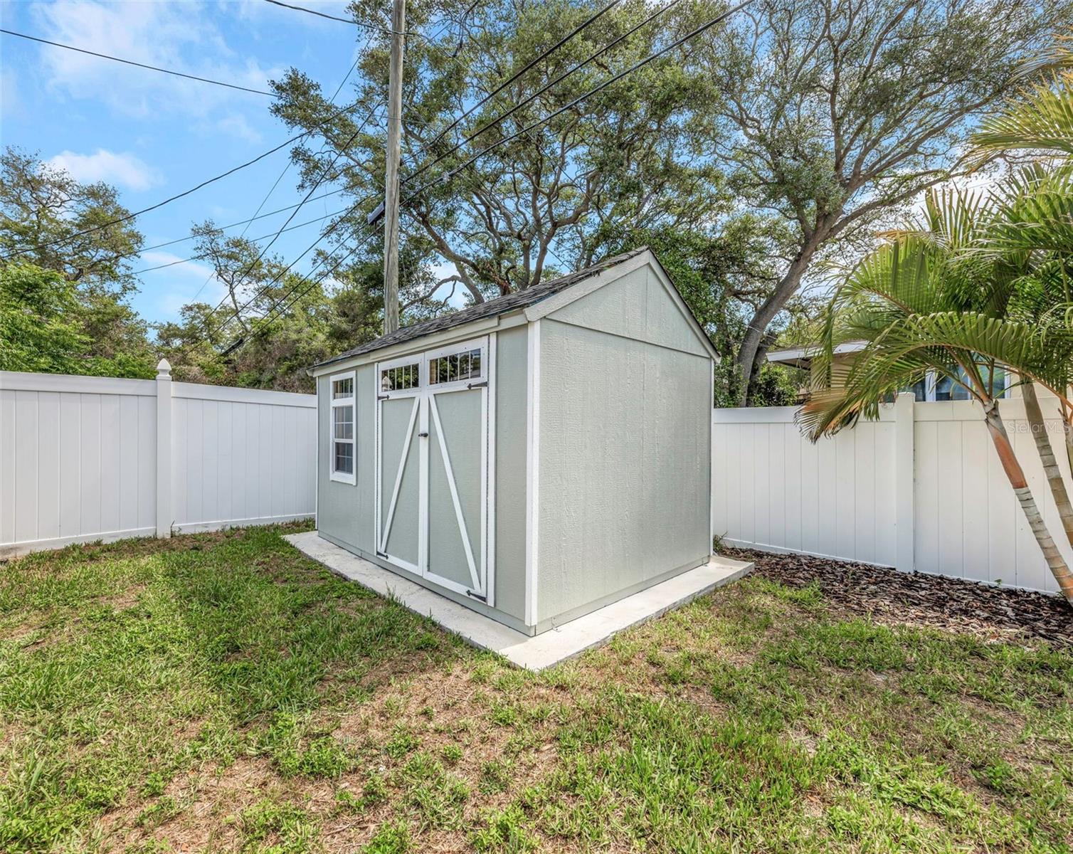 1437 CARLOS AVE, CLEARWATER, FL, 33755